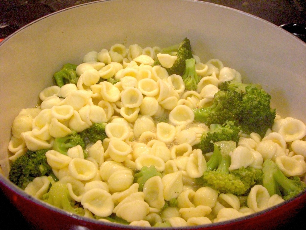 Pasta con Broccoli