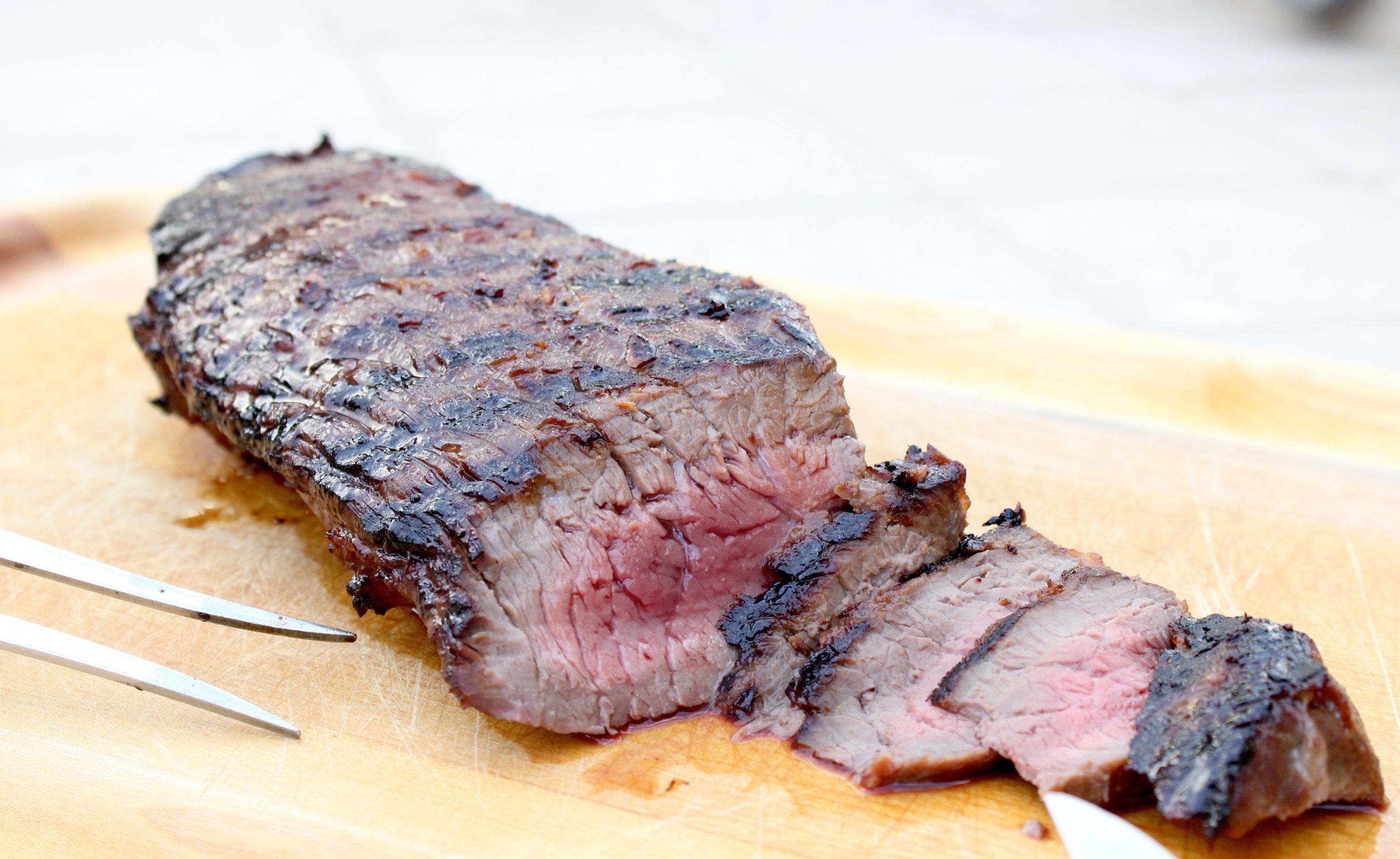 Simple Marinated London Broil Recipe – It’s Time to Get Grilling