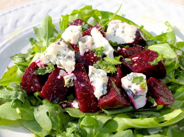 Roasted Beet Salad with Arugula and Gorgonzola Cheese