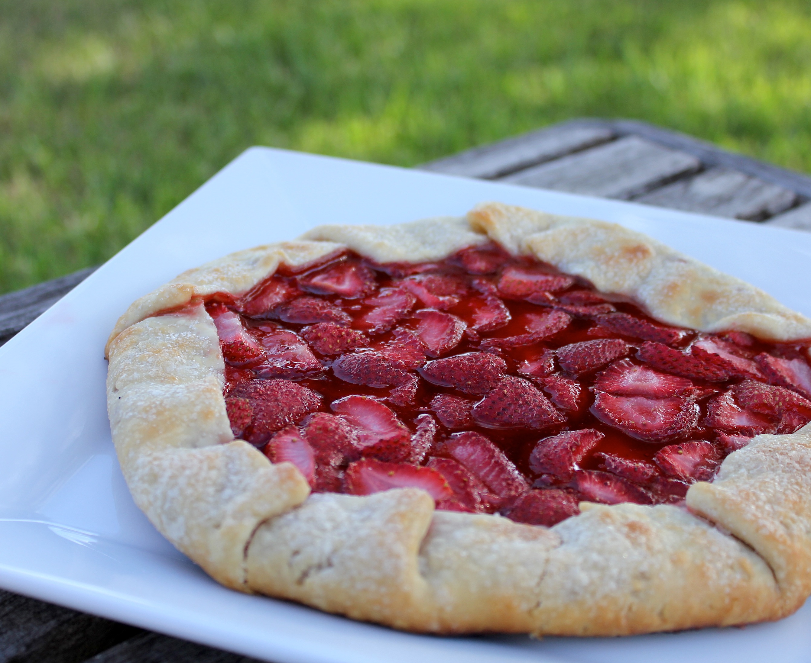 Grilled Strawberry Galette – A Simple Barbequed Dessert Recipe