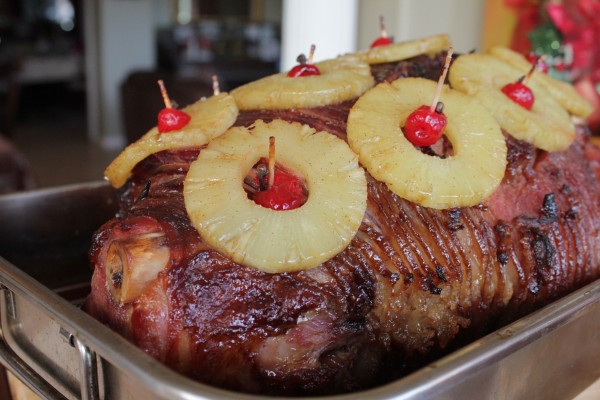 Christmas or Easter Honey Baked Ham with Pineapple — A Retro Recipe for the Holidays