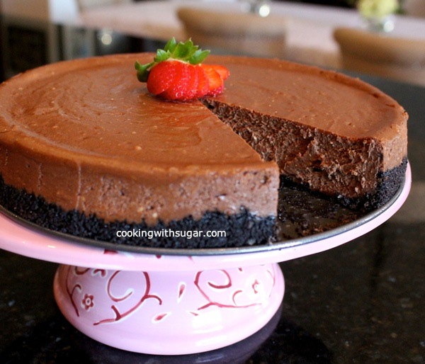 Easy Homemade Chocolate Oreo Cookie Crust Cheesecake Recipe